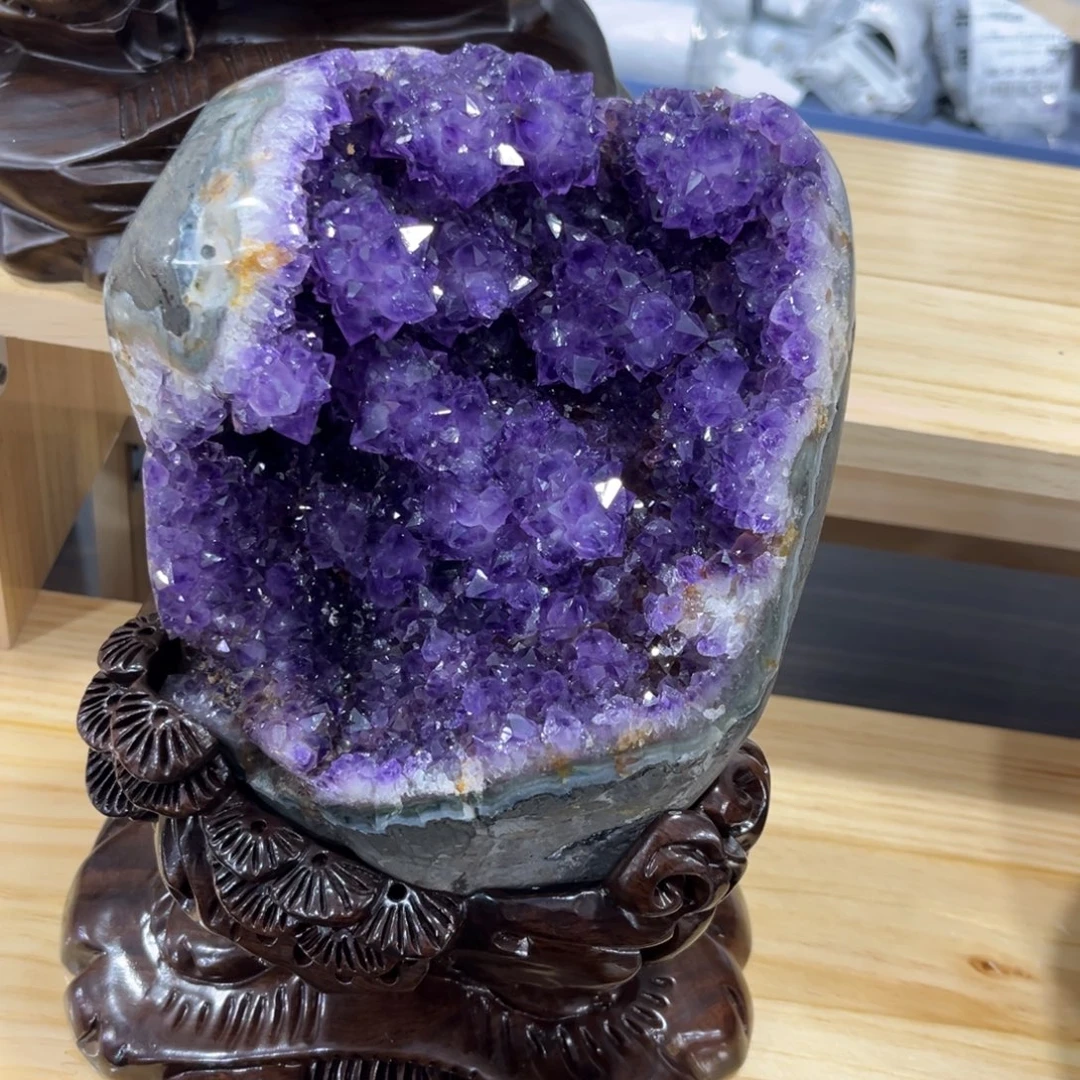 摆件紫晶未镶嵌晶花