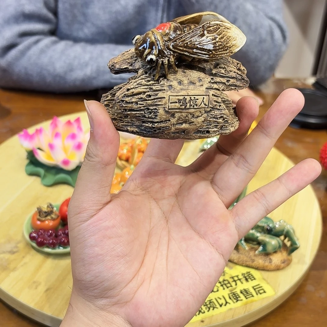 陶瓷一鸣惊人摆件