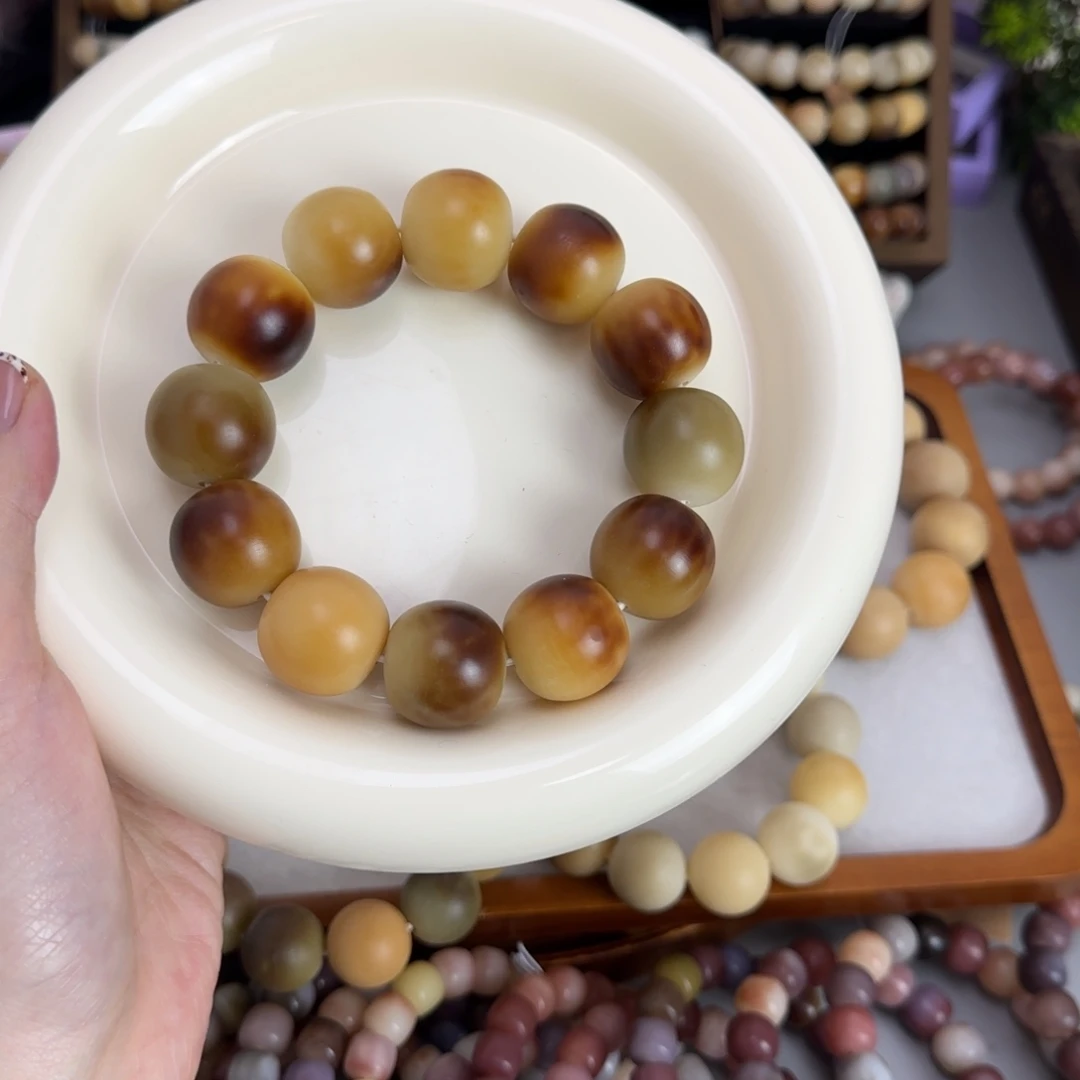 白玉菩提吊坠干磨卡22瑕疵不退不换