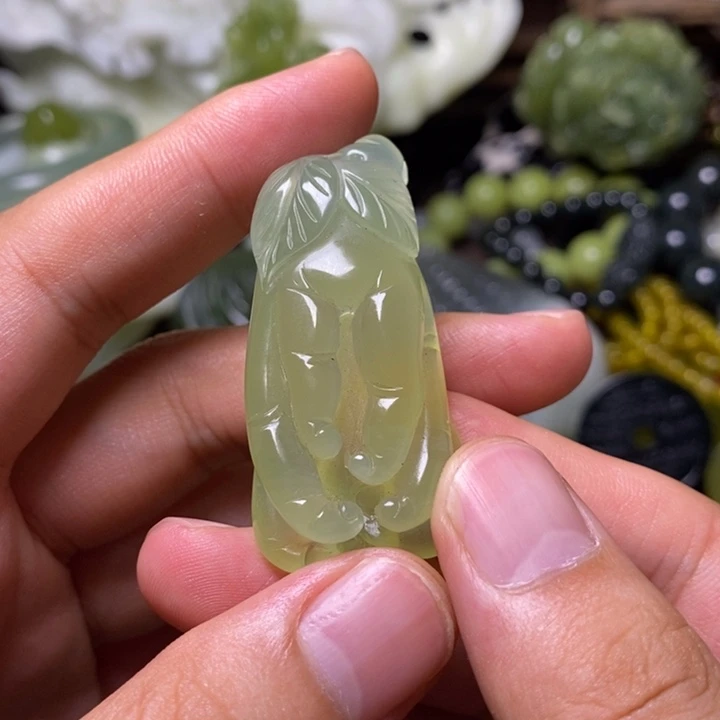 未镶嵌岫玉岫玉颈饰