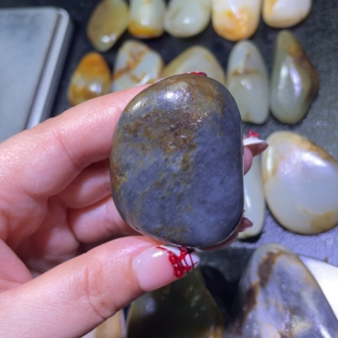 【闪购商品】颈饰未镶嵌和田玉