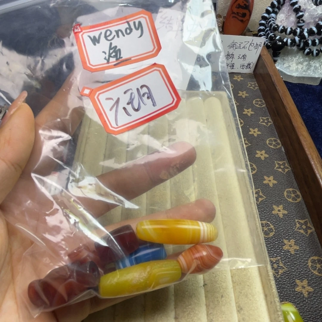 六***o玛瑙/玉髓未镶嵌珠宝半成品