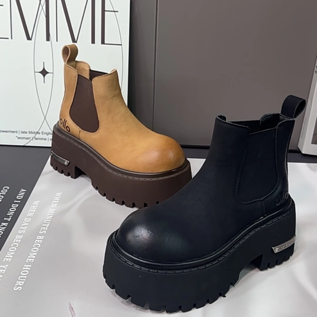 复古港风圆头短筒春秋套筒马丁靴靴子秋季女靴