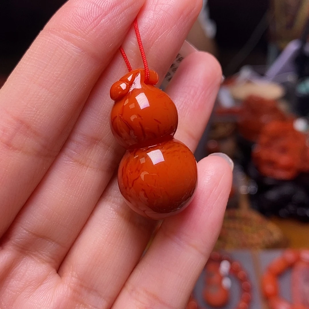 南红玛瑙吊坠原矿未镶嵌