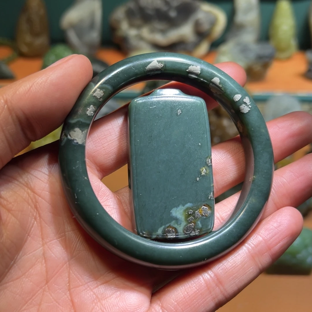 和田玉未镶嵌挂件