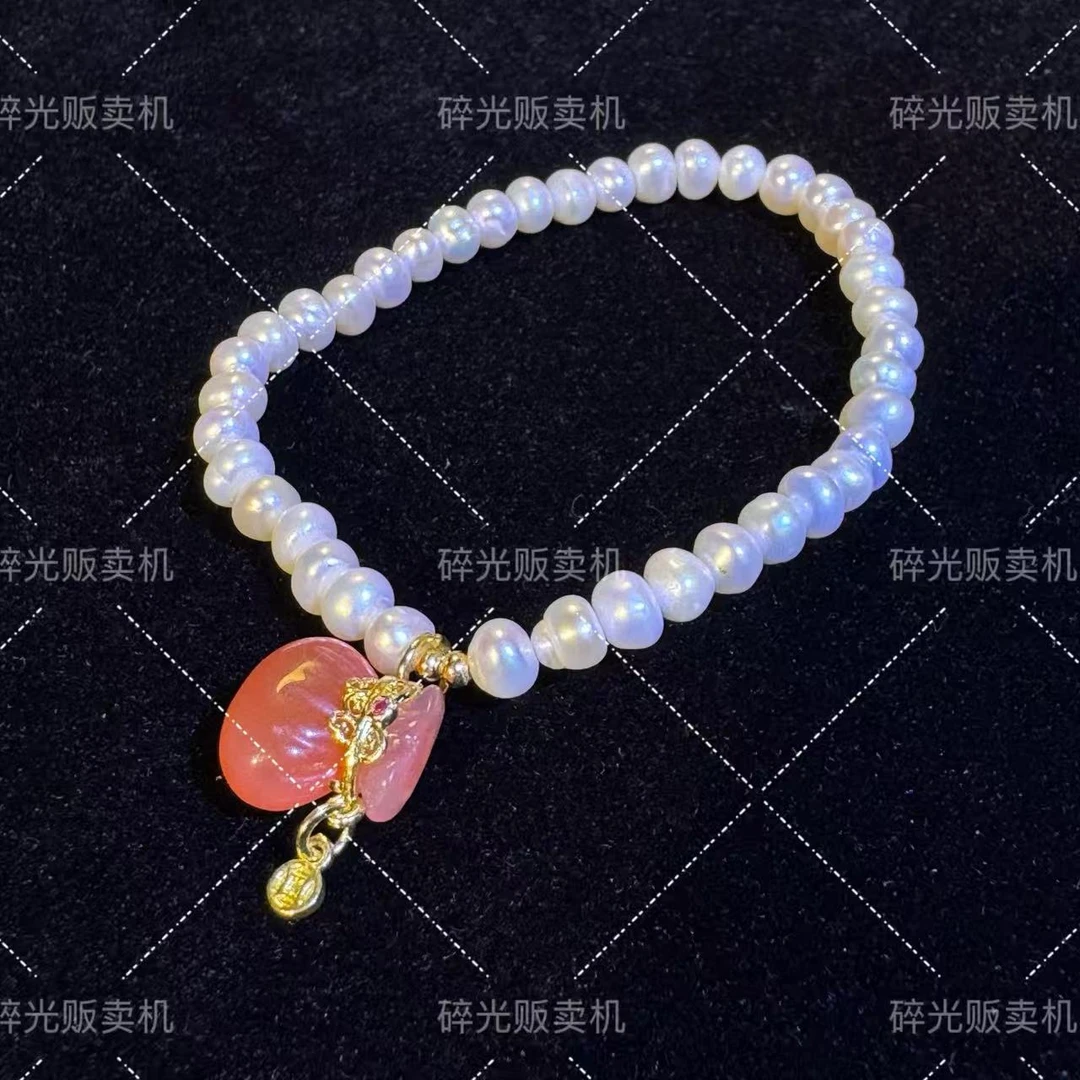 铜合金合成锆石吊坠 淡水珍珠红瑙福袋吊坠复古小众优雅手链
