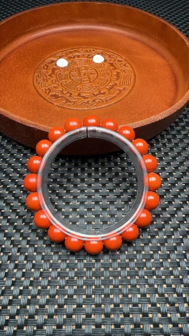 317柿子红圆珠手串10mm