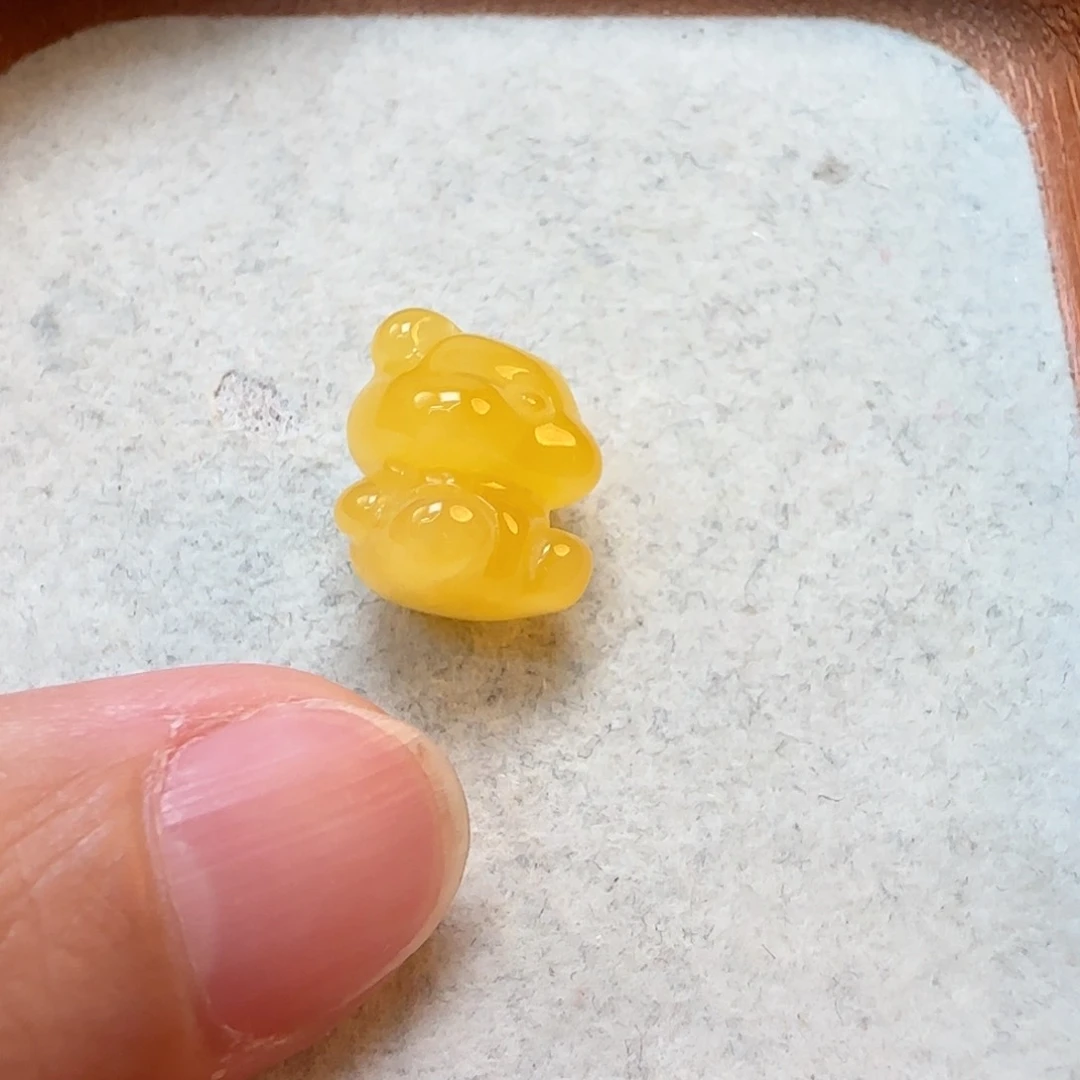 裸石琥珀未镶嵌定制