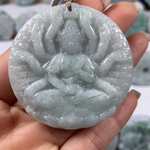 翡翠颈饰未镶嵌千手观音洒乌鸡料