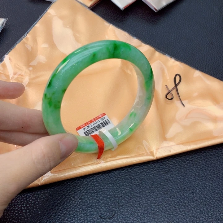 未镶嵌手镯翡翠翡翠手镯