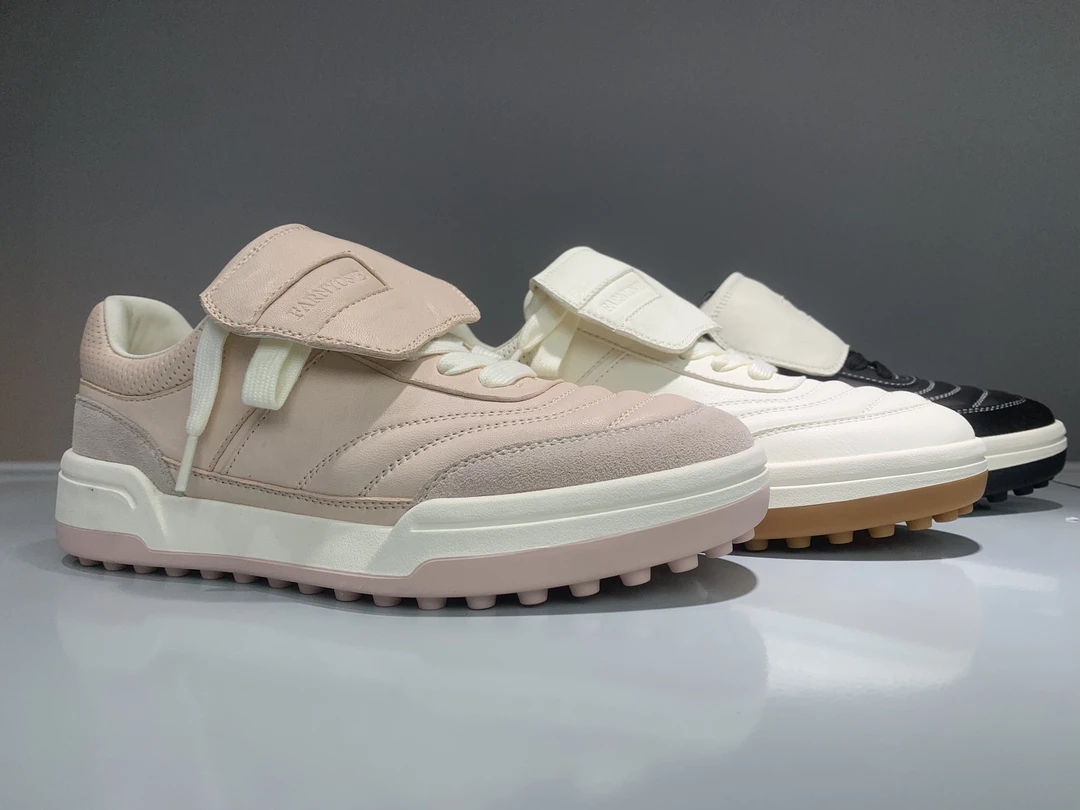 [星腾] 范语茜时尚简约颗粒底阿甘鞋德训鞋 Y2510-7