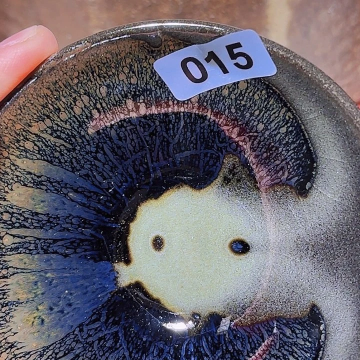 茶盏三*我要看电视啦打