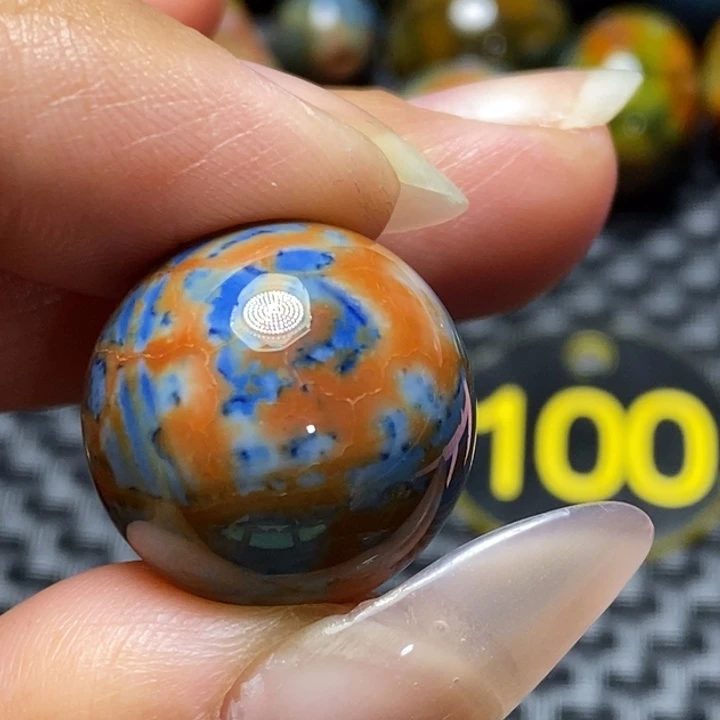 用***3玛瑙/玉髓未镶嵌颈饰