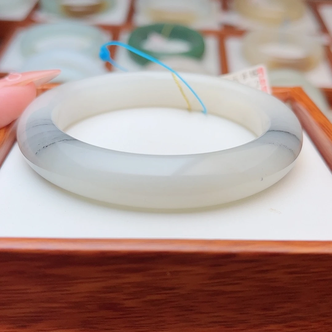 和田玉未镶嵌手镯57.7