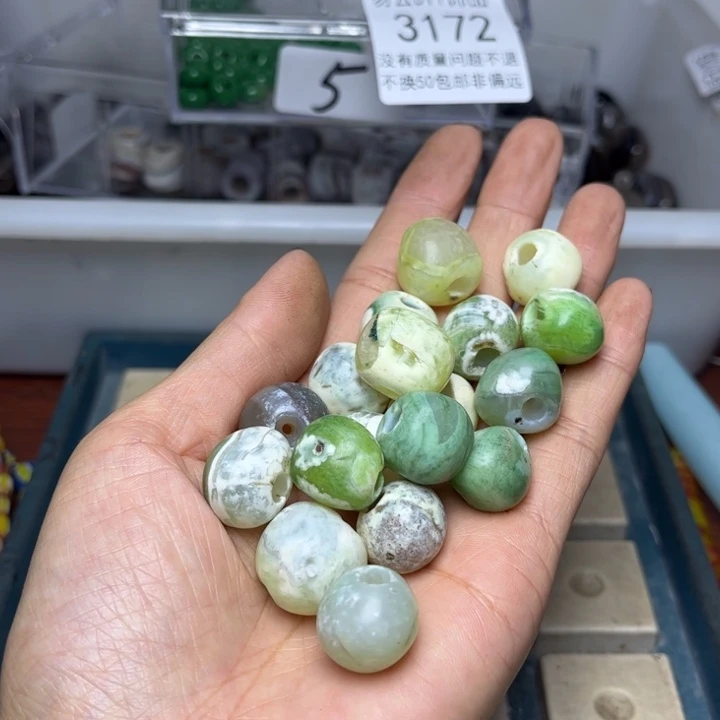 琉璃颈饰3184一个