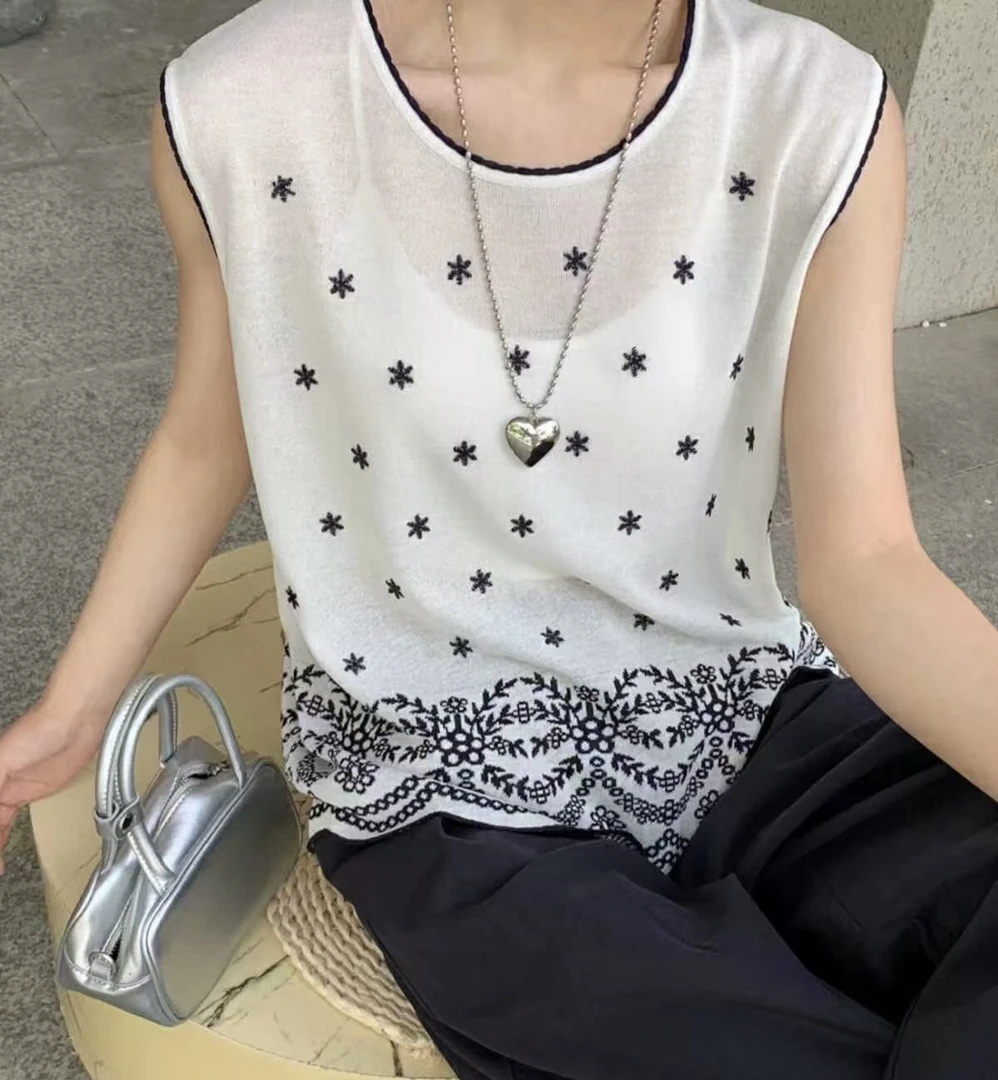 2025春款韩系风时尚圆领刺绣花朵国风高端无袖背心百搭上衣女1920