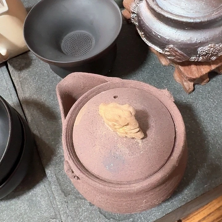 春***庄微瑕主人杯子，瓷。。品茗