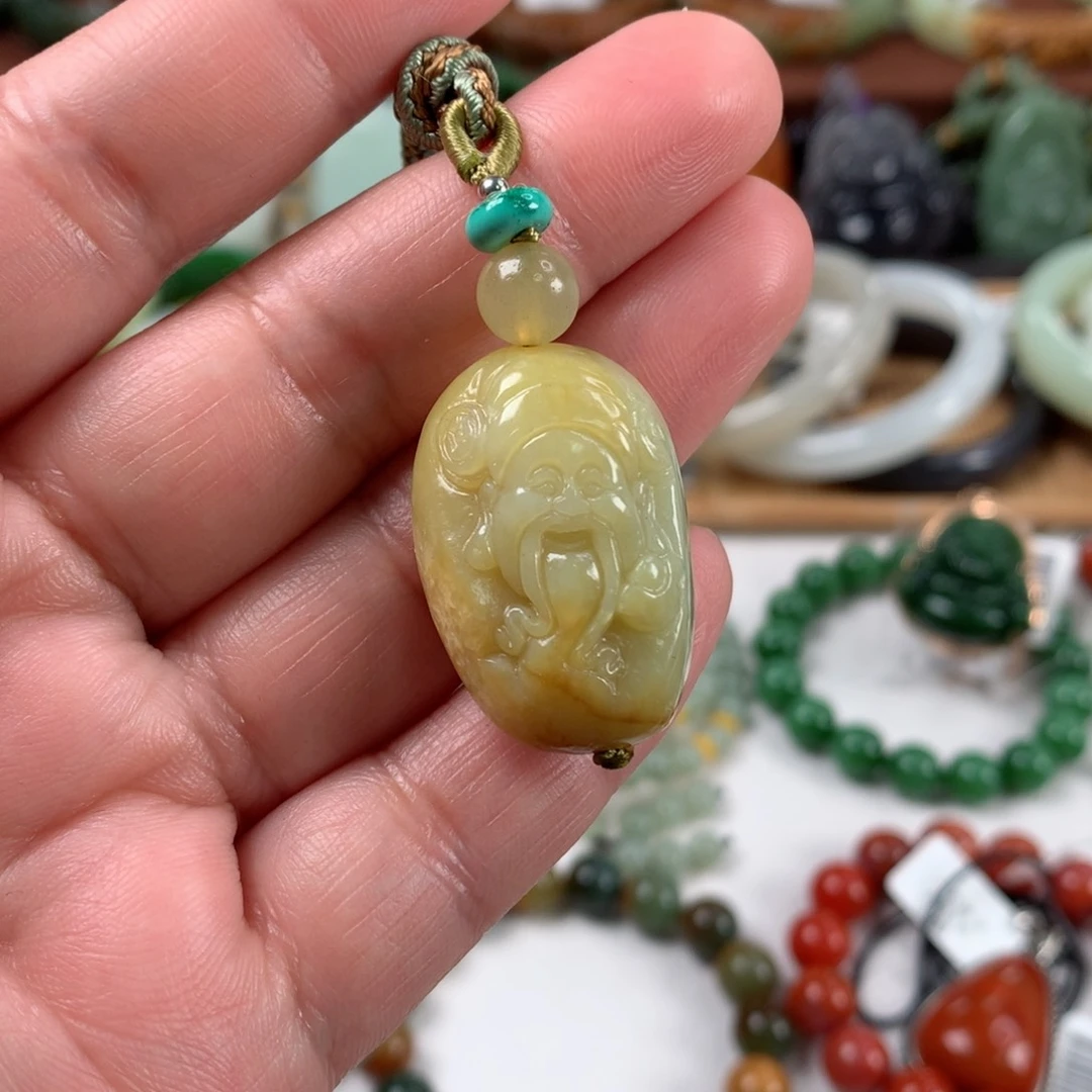 和田玉颈饰未镶嵌