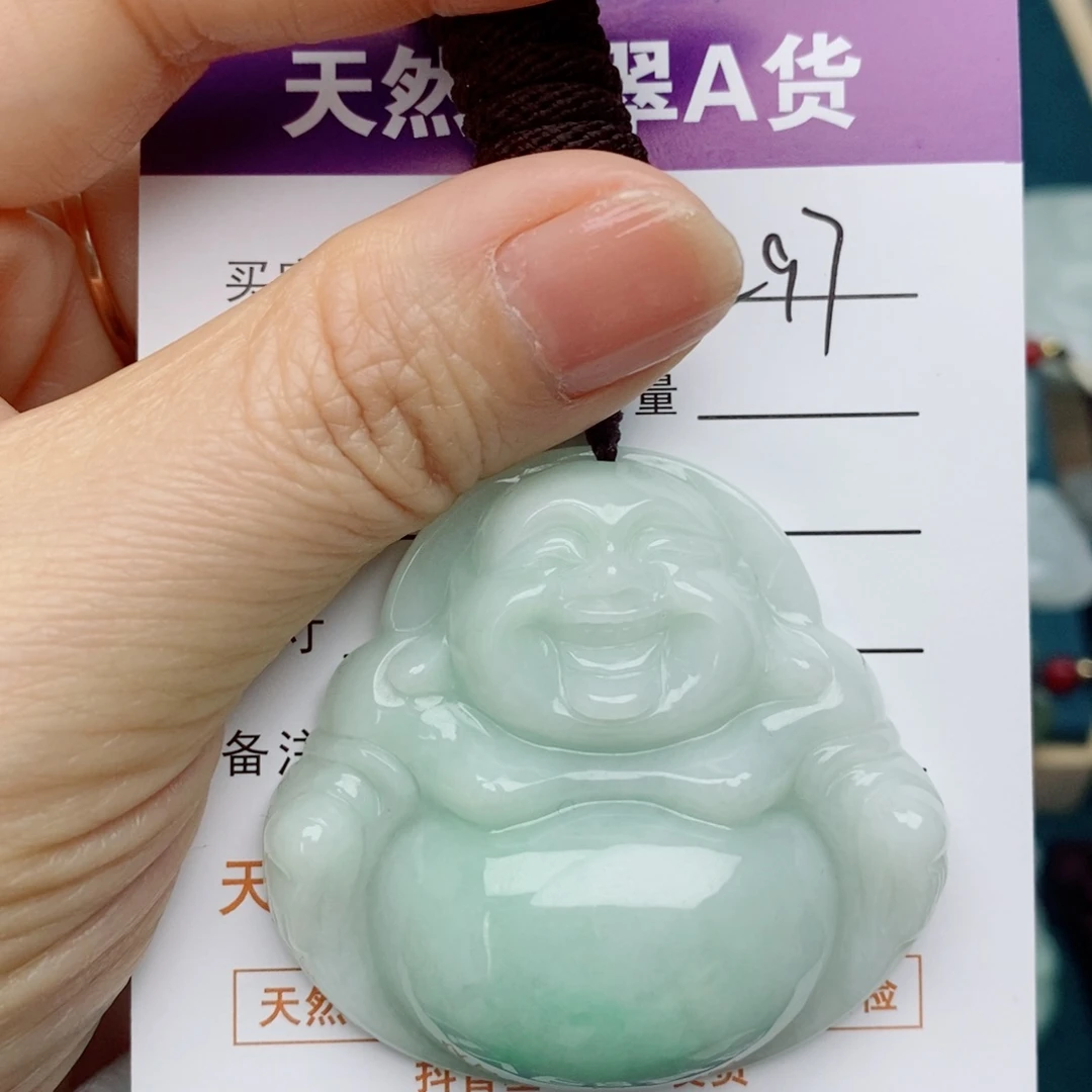 翡翠未镶嵌颈饰佛公