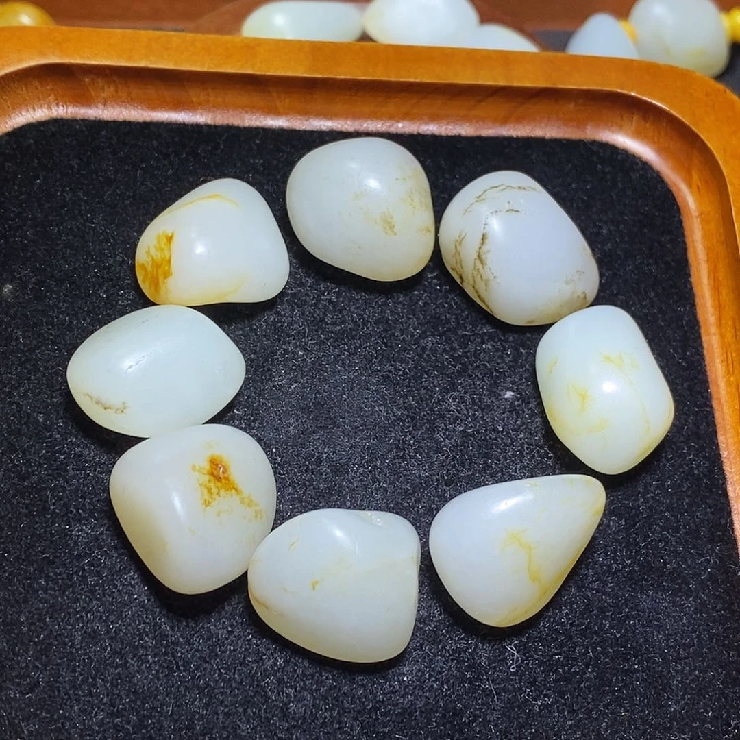和田玉未镶嵌手链