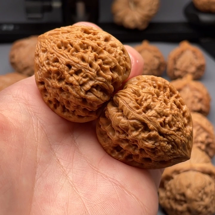 文玩核桃把件?****帅虎头王虎头王35