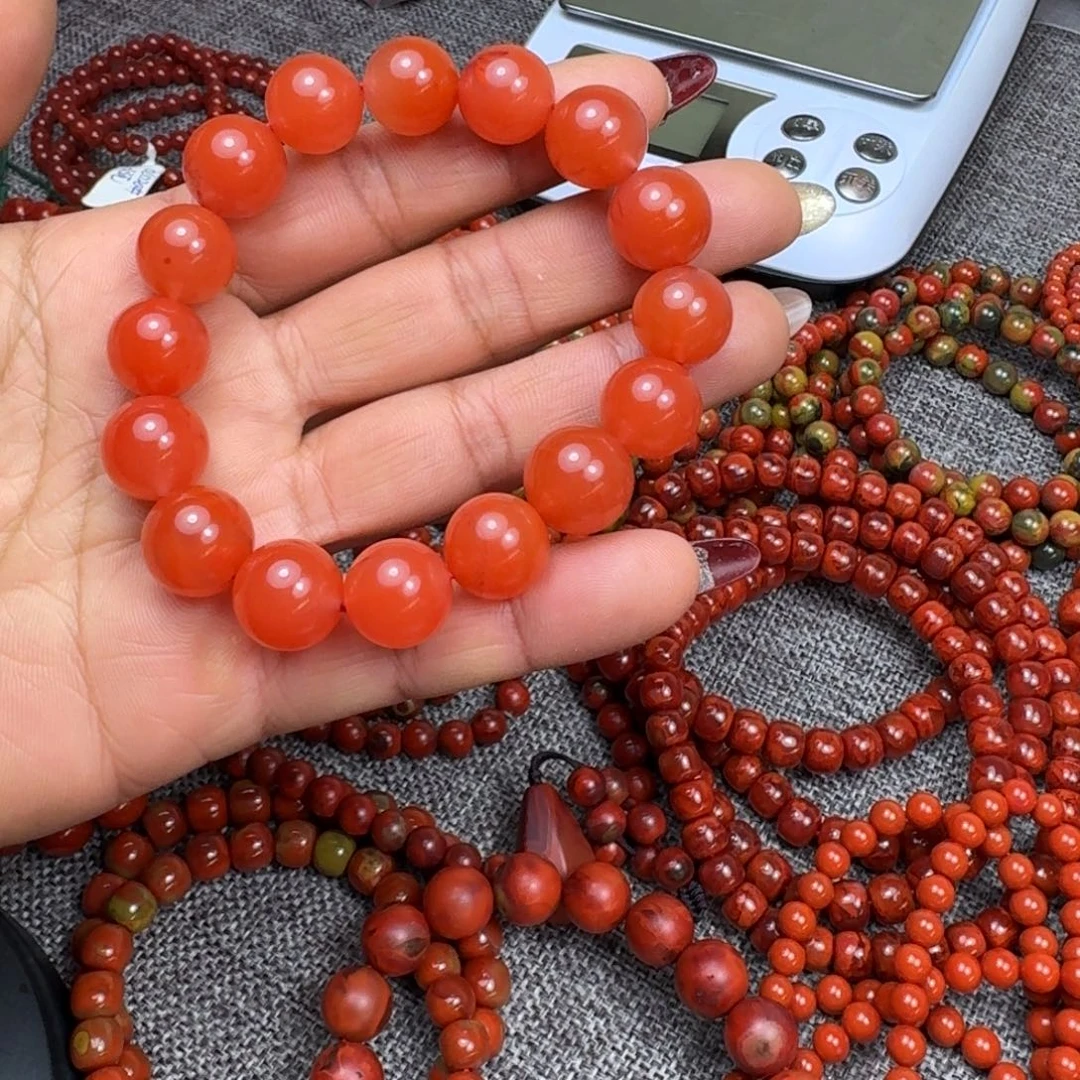 南红玛瑙未镶嵌手链