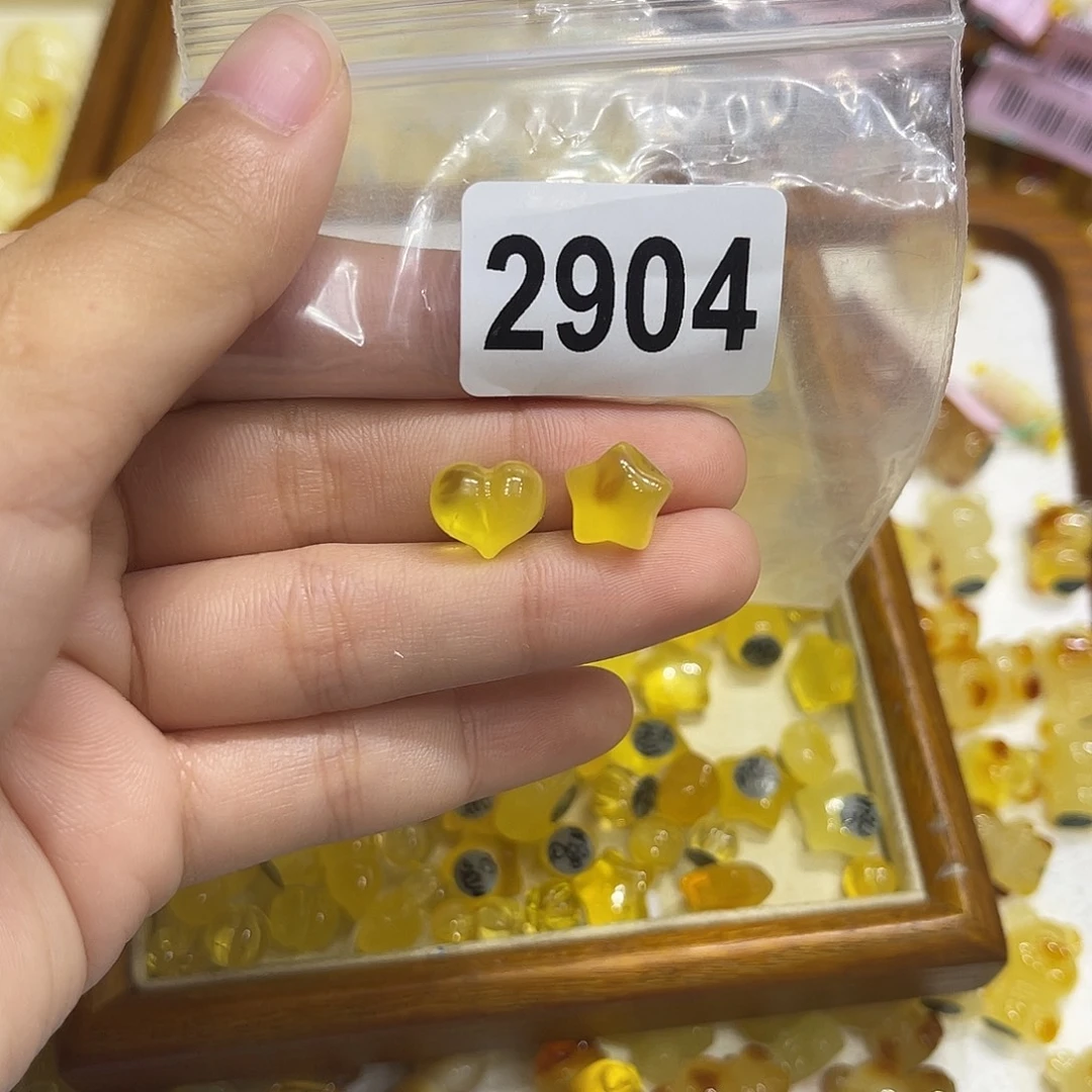 琥珀未镶嵌珠宝奇石