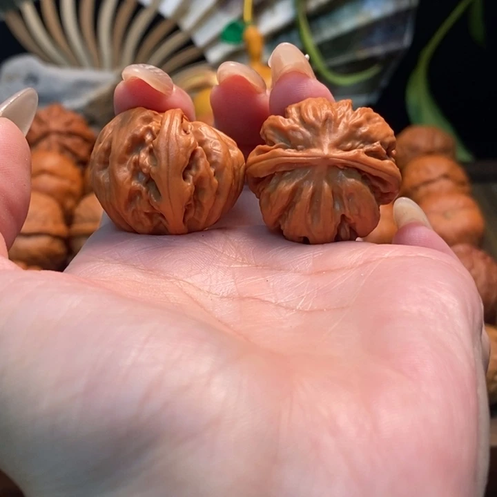 文玩核桃吊坠金瓜蛇头