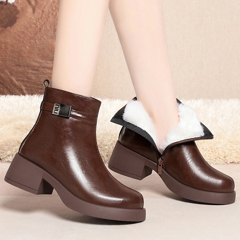 25年新款女靴百搭棉靴中年复古港风保暖冬休闲加绒靴子短靴中跟