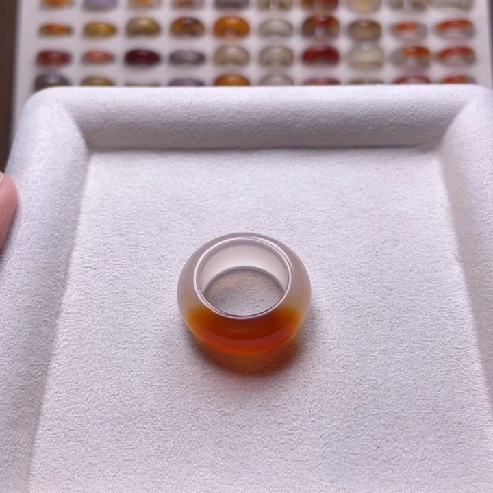 玛瑙/玉髓戒指未镶嵌忆**?