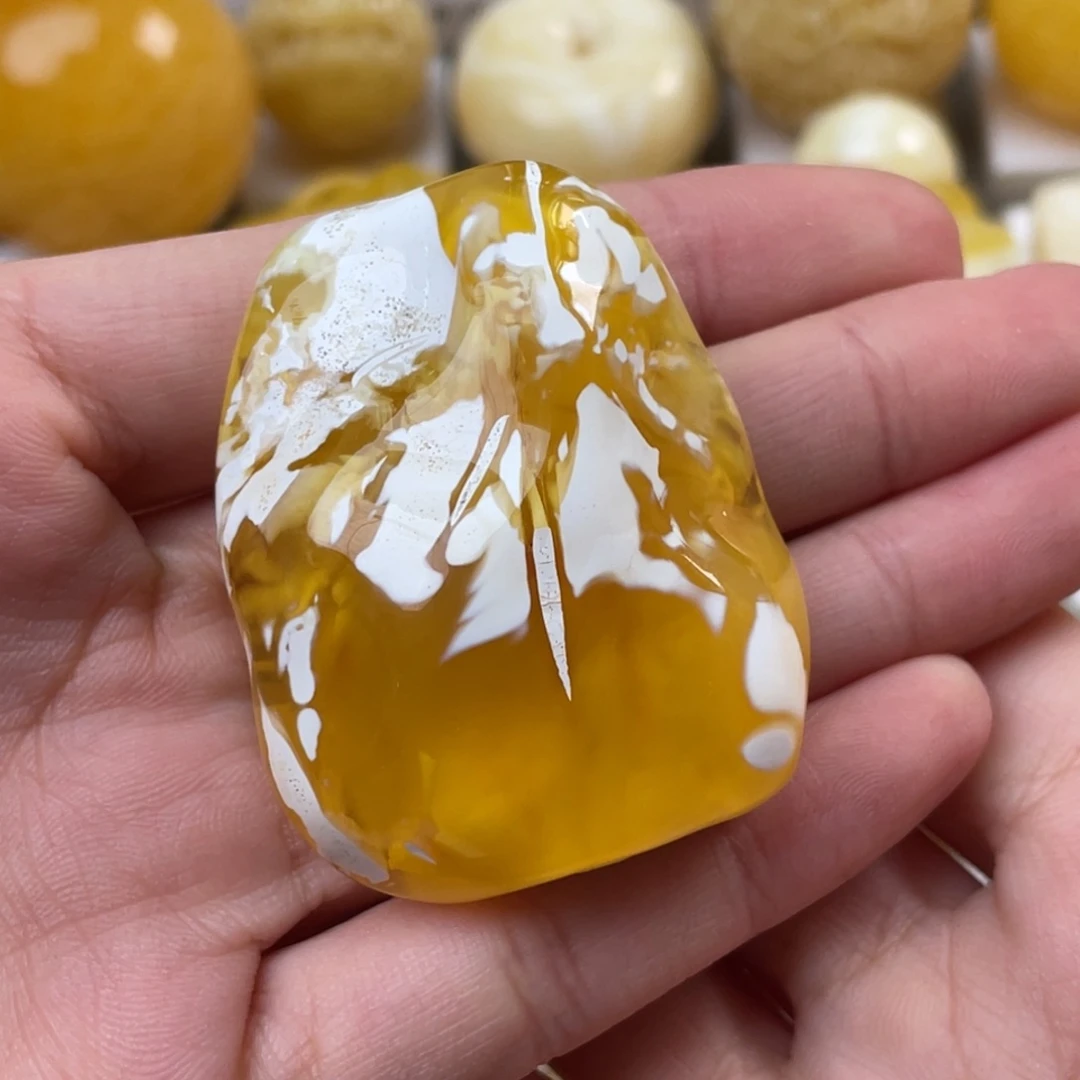 蜜蜡未镶嵌珠宝奇石微瑕