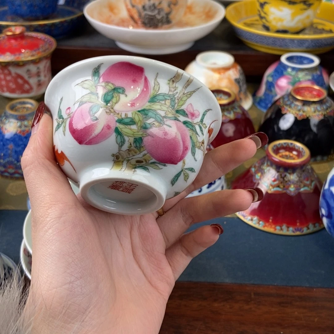 陶瓷艺术家的作品是一种非常