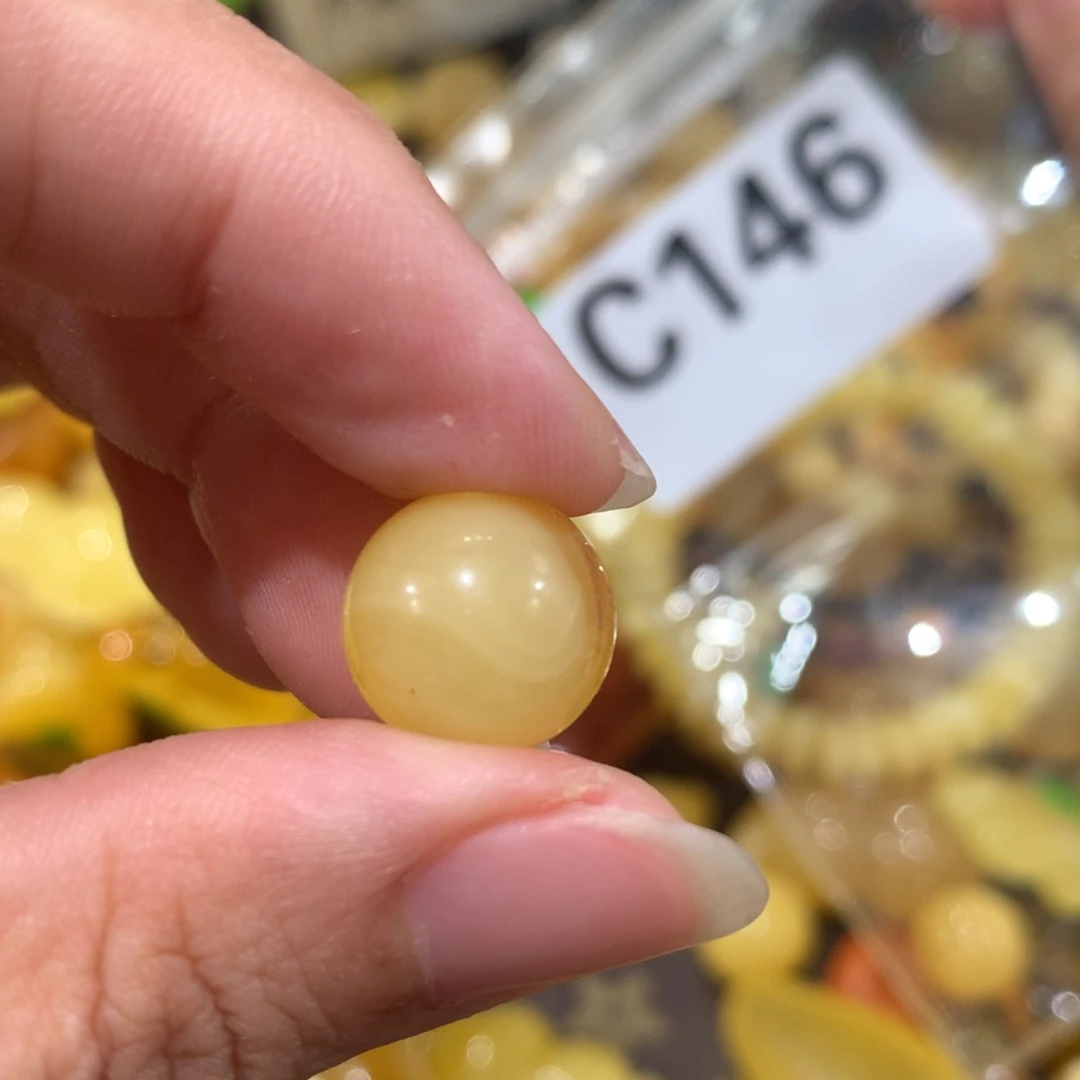 未镶嵌琥珀珠宝奇石13