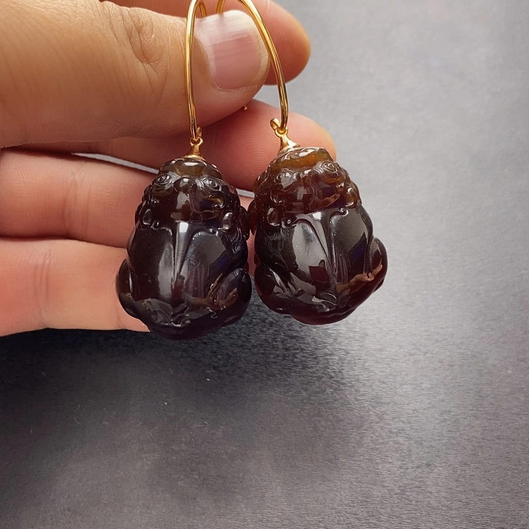 琥珀未镶嵌裸石耳坠