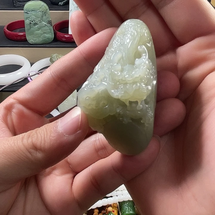 和田玉未镶嵌挂件