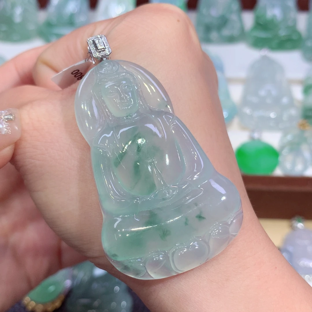 吊坠(不含链)18K金镶嵌翡翠天然缅甸A货翡翠揭阳工观音