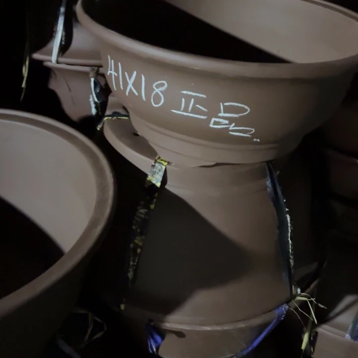 花盆紫砂80-2。         41-18