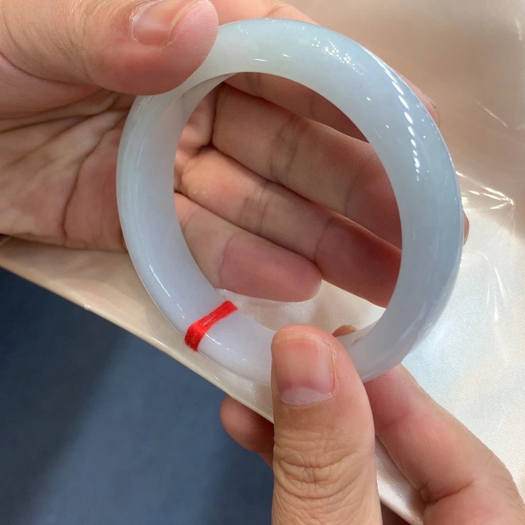 翡翠未镶嵌手镯手镯