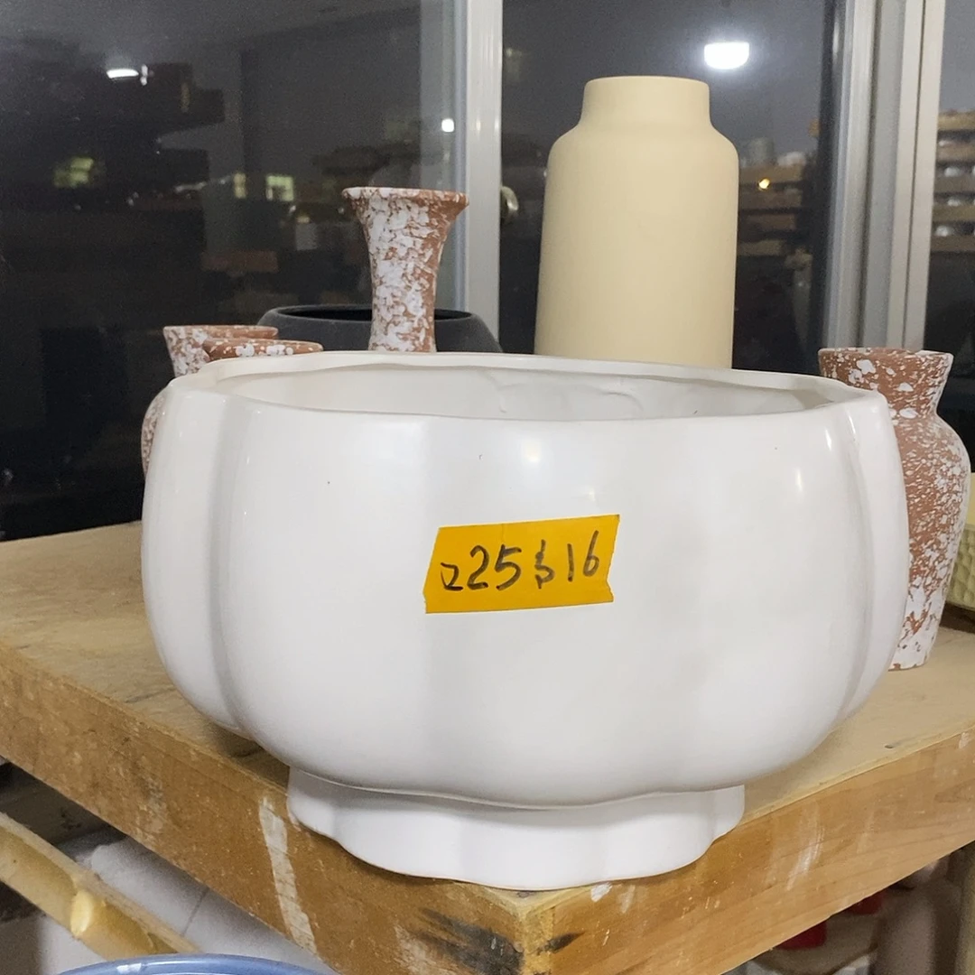 杯子陶陶盆有孔 瑕疵介意勿拍