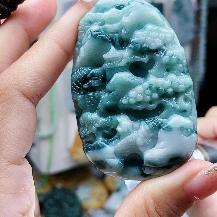 翡翠未镶嵌颈饰翡翠