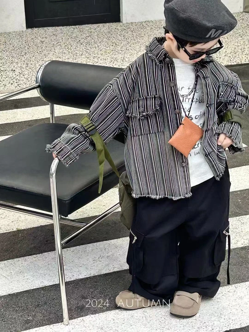 2025韩版春秋男童条纹套装