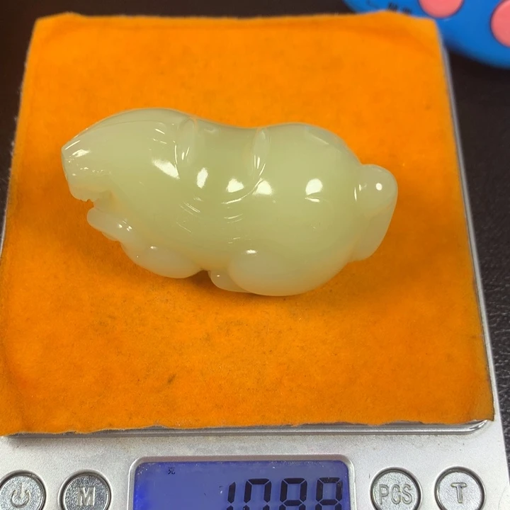 和田玉未镶嵌把件静*