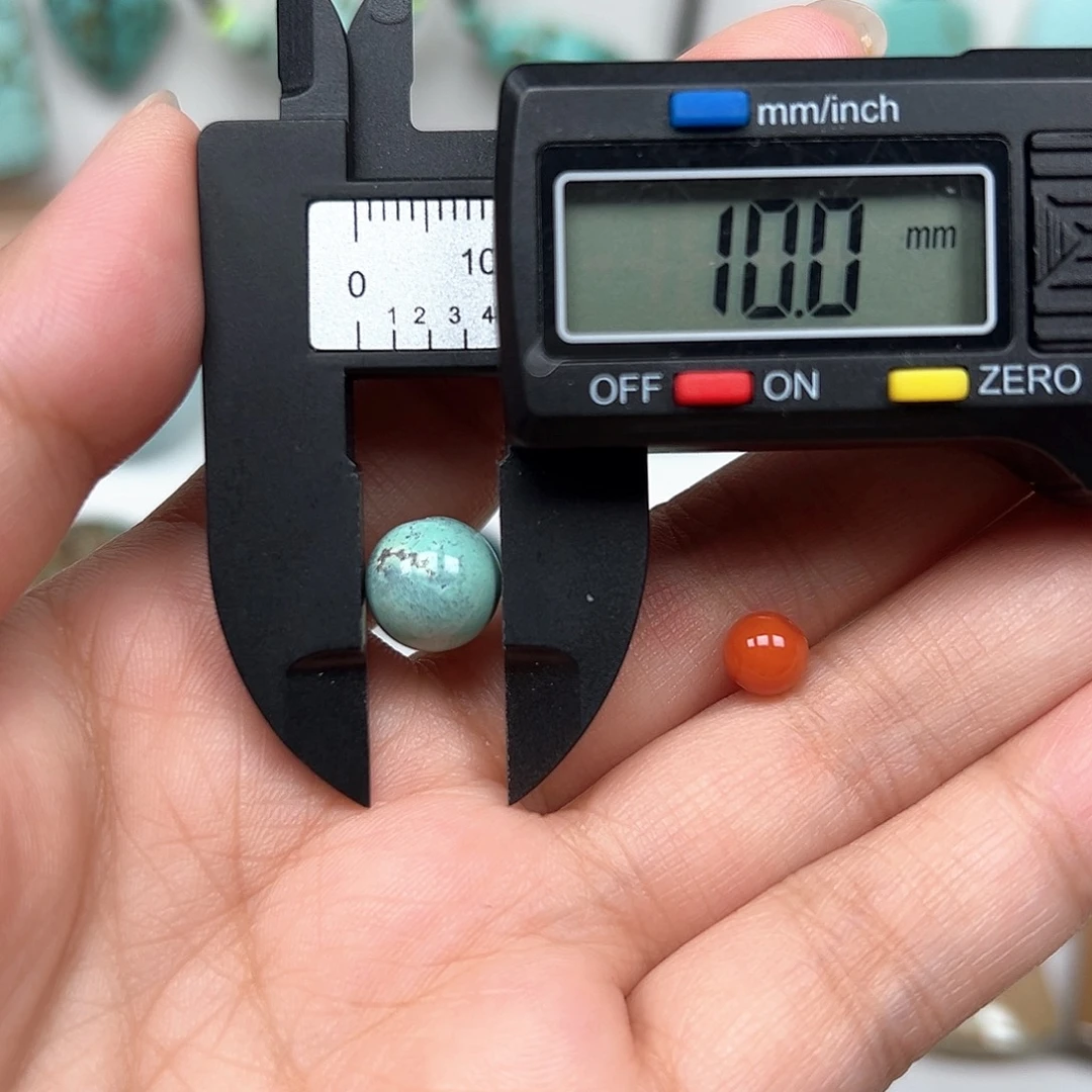 南红玛瑙未镶嵌珠宝奇石