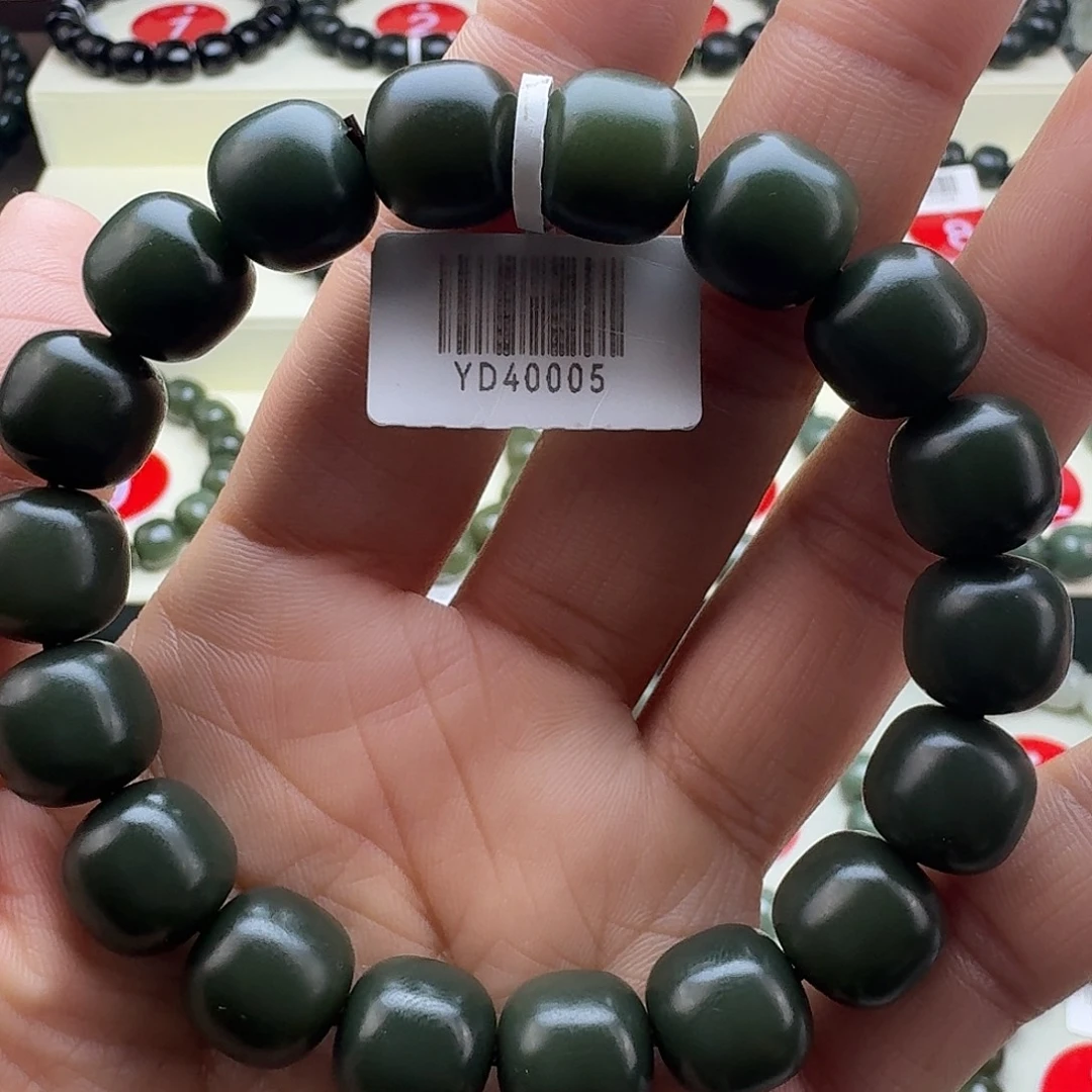 和田玉未镶嵌手串