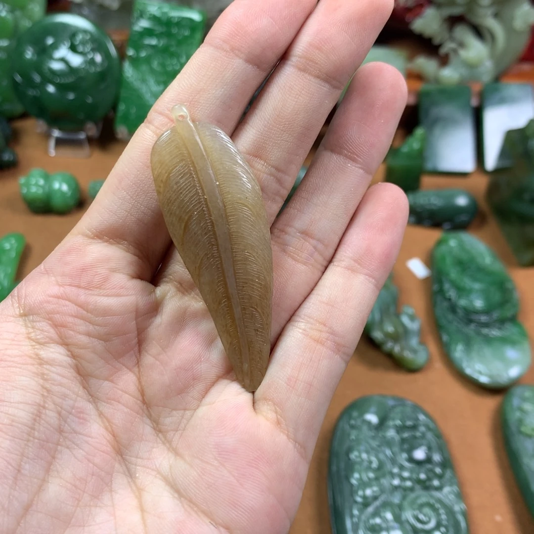 和田玉（糖玉）未镶嵌挂件