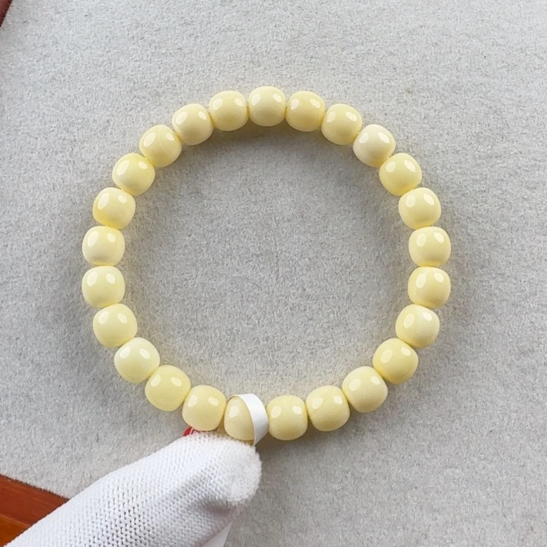 未镶嵌琥珀裸石泡*