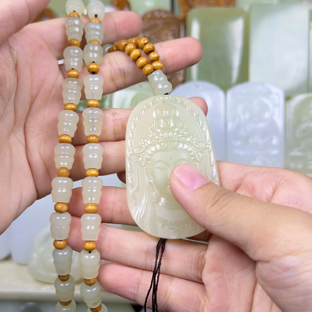 一***顺新疆昆仑山料观音