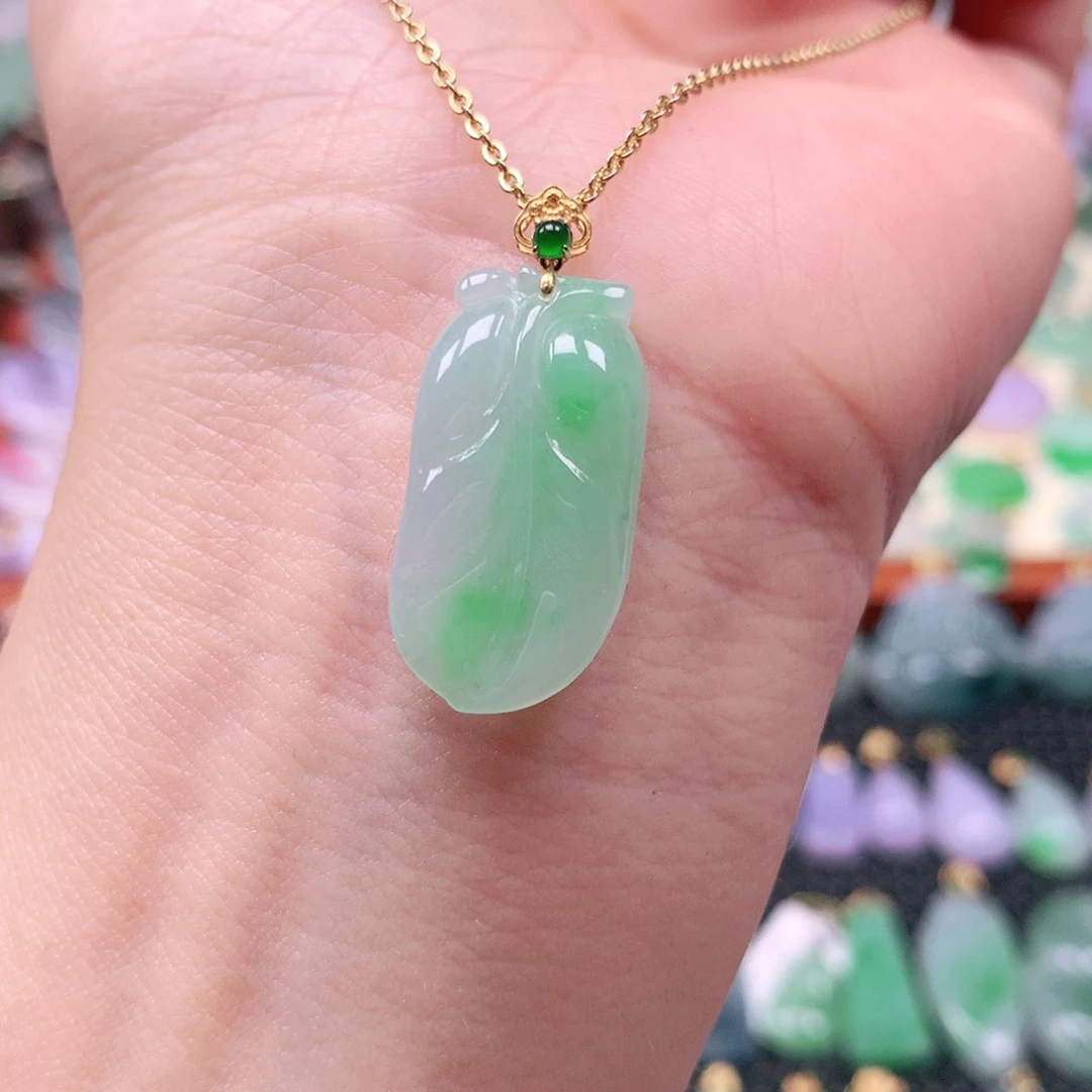 吊坠(不含链)18K金镶嵌翡翠