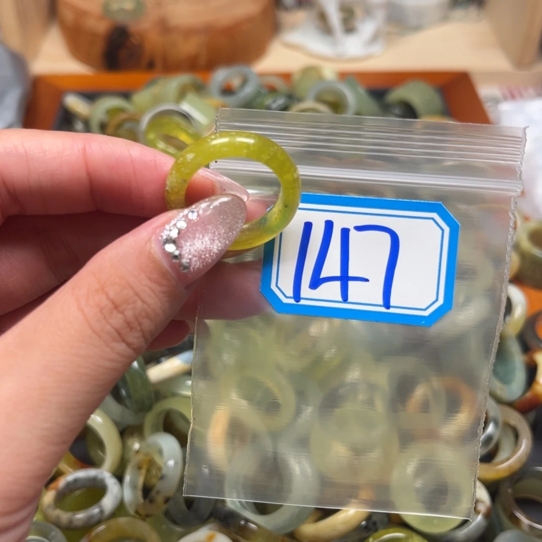 闪***电蛇纹石玉未镶嵌珠宝奇石