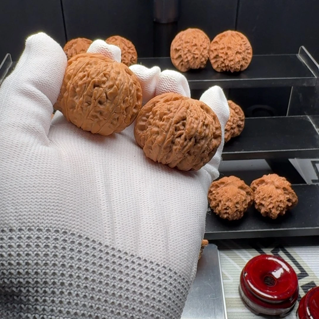 文玩核桃把件40球白